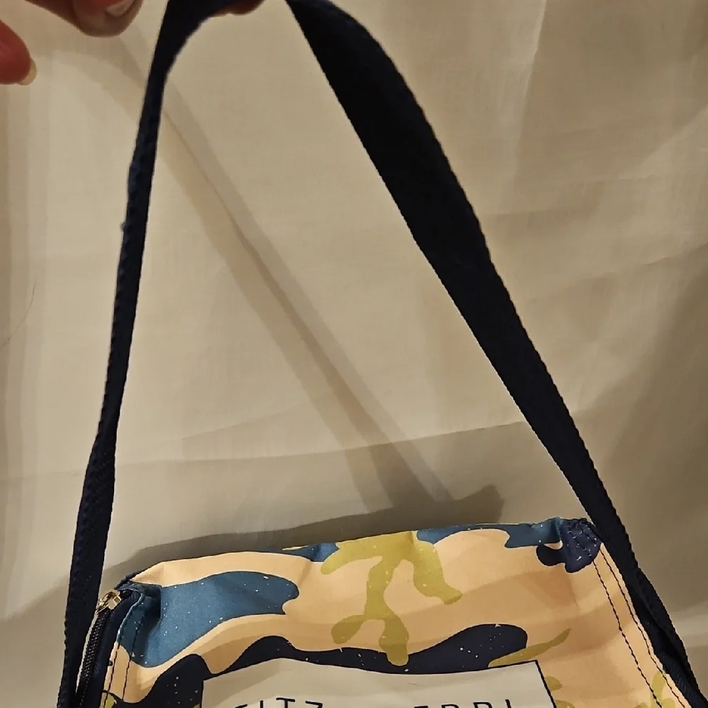 Buckle Blue and Tan Camouflage Cooler/ Lunchbox
